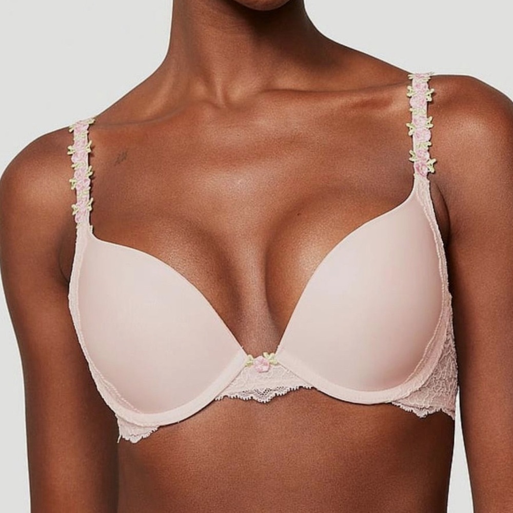 Victoria’s Secret Very Sexy Push Up Bra Floral